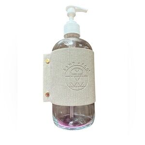 Tan Bath Accessory Glass‎ Soap holder with sleeve decoration holds 15.7 ounces